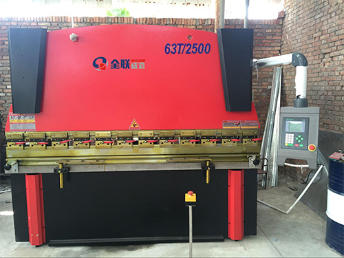 數控(kong)折彎機(jī)